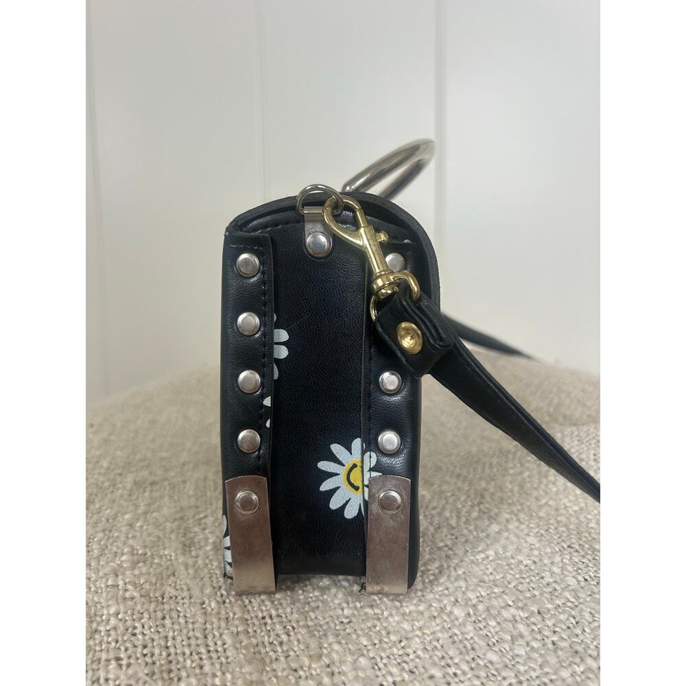 Yellow and White Daisy Smiley Face Print Top Handle Black Crossbody Bag - Picture 6 of 7